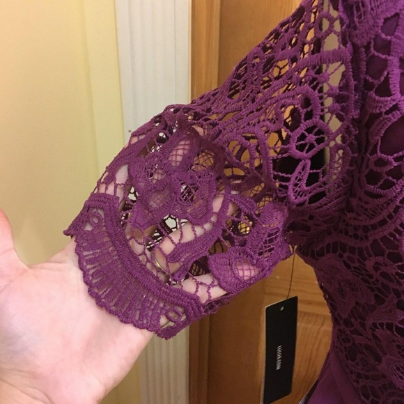 NWT Lulus Lace Dress - Picture 8 of 8